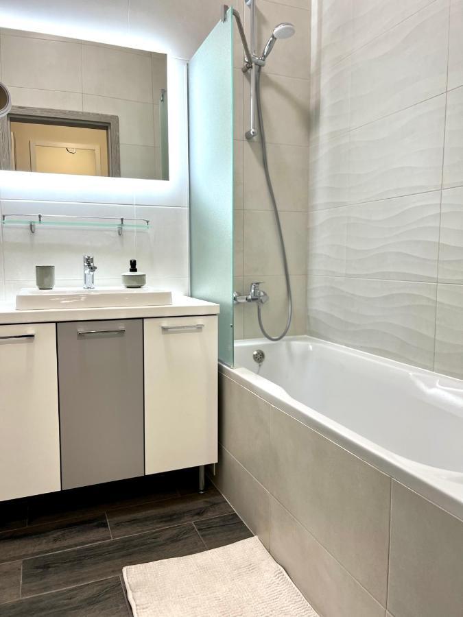 Forum Apartment Львів Екстер'єр фото